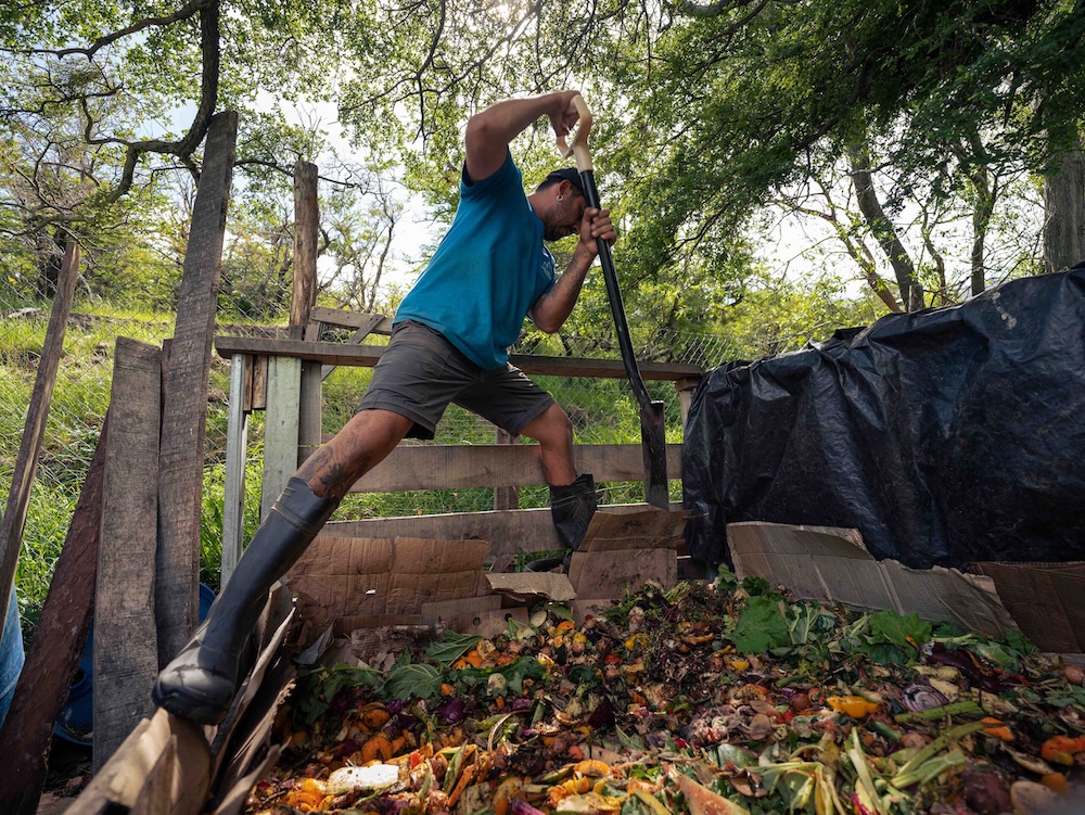 Las Torres Patagonia develops initiatives to reuse beer waste and beef bones